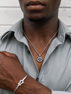 Collana Ugo
